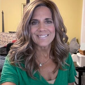 Belle Tress Rosella in British Milk Tea